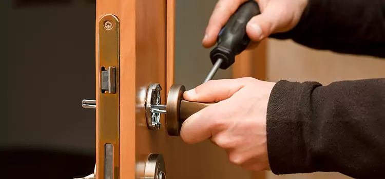 Semi Truck Locksmith Wellesley